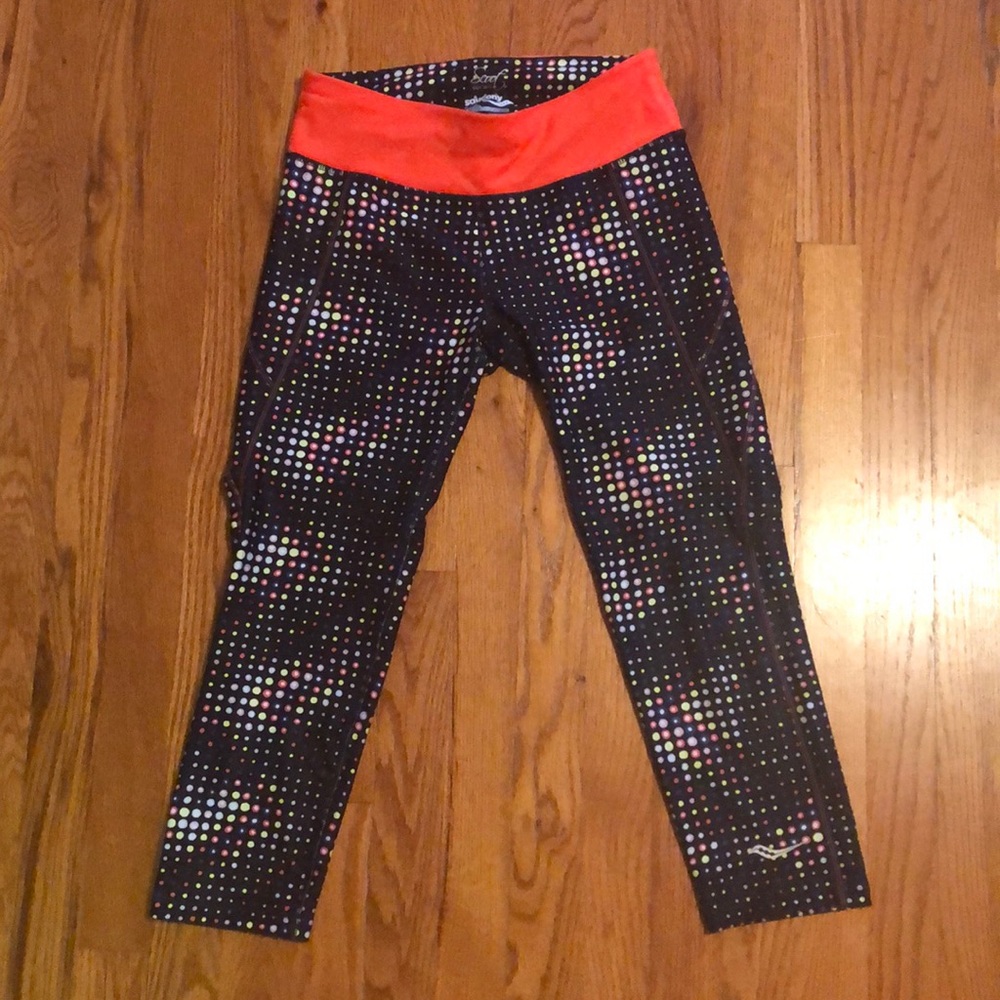 Saucony patterned cropped leggings